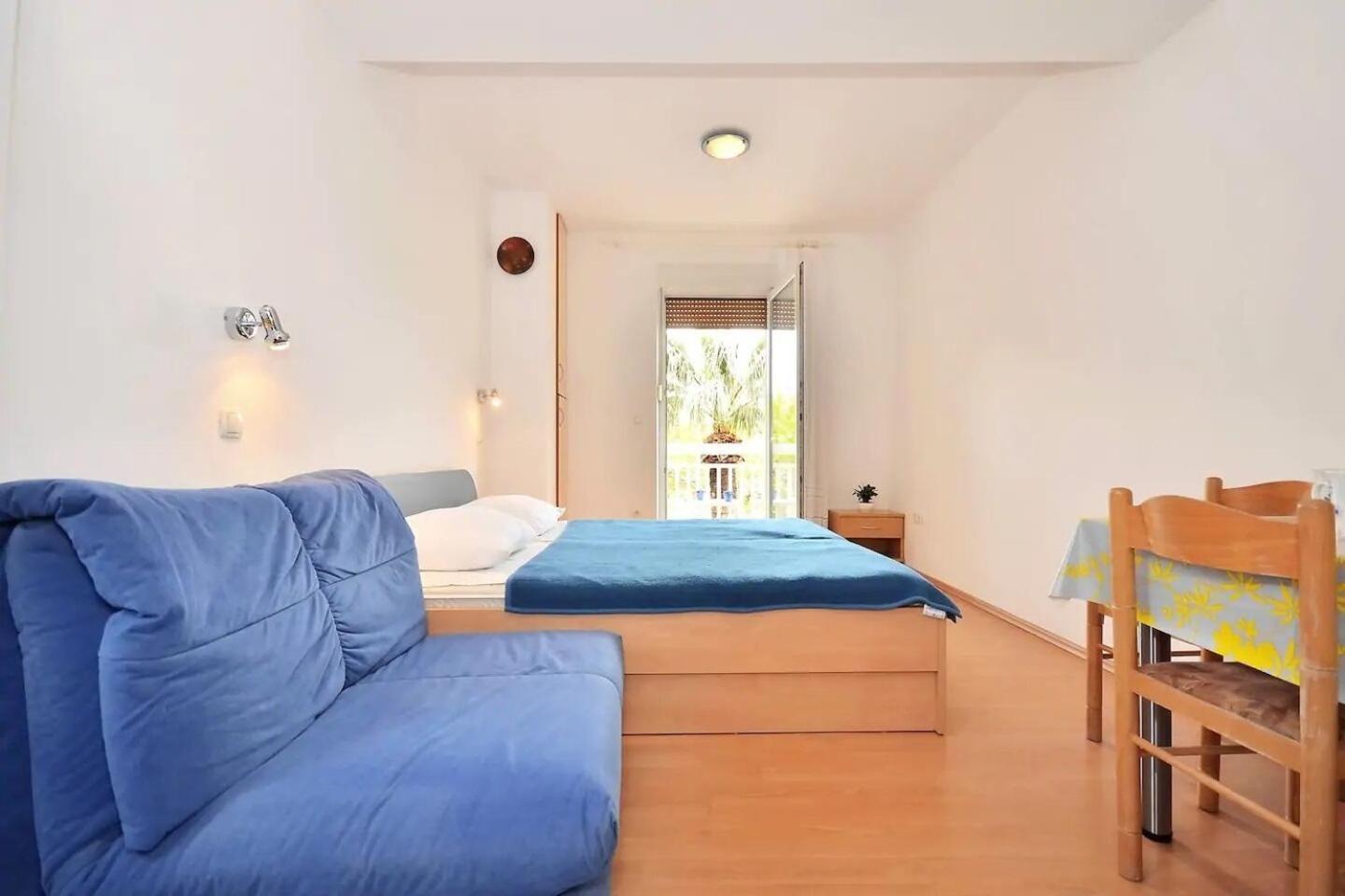 Apartment Toma โอมิช ภายนอก รูปภาพ