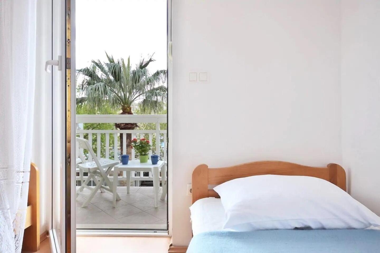 Apartment Toma โอมิช ภายนอก รูปภาพ