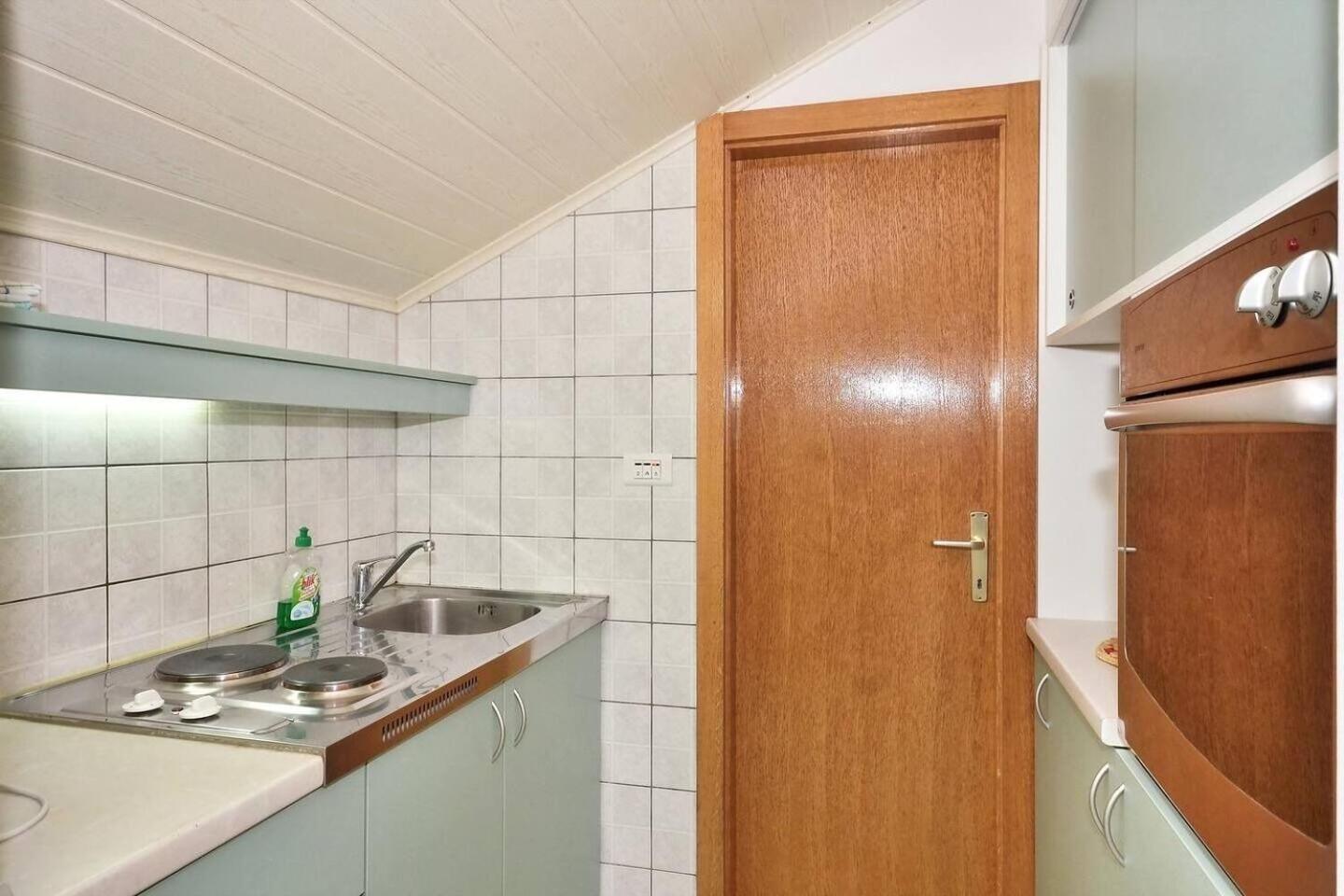 Apartment Toma โอมิช ภายนอก รูปภาพ