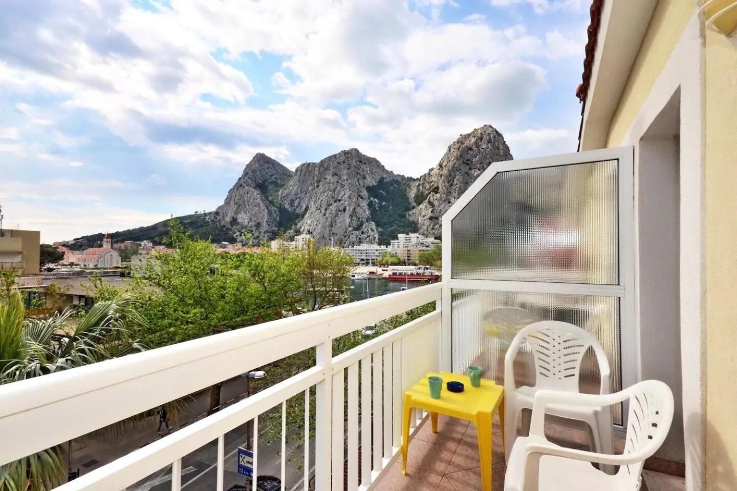 Apartment Toma โอมิช ภายนอก รูปภาพ