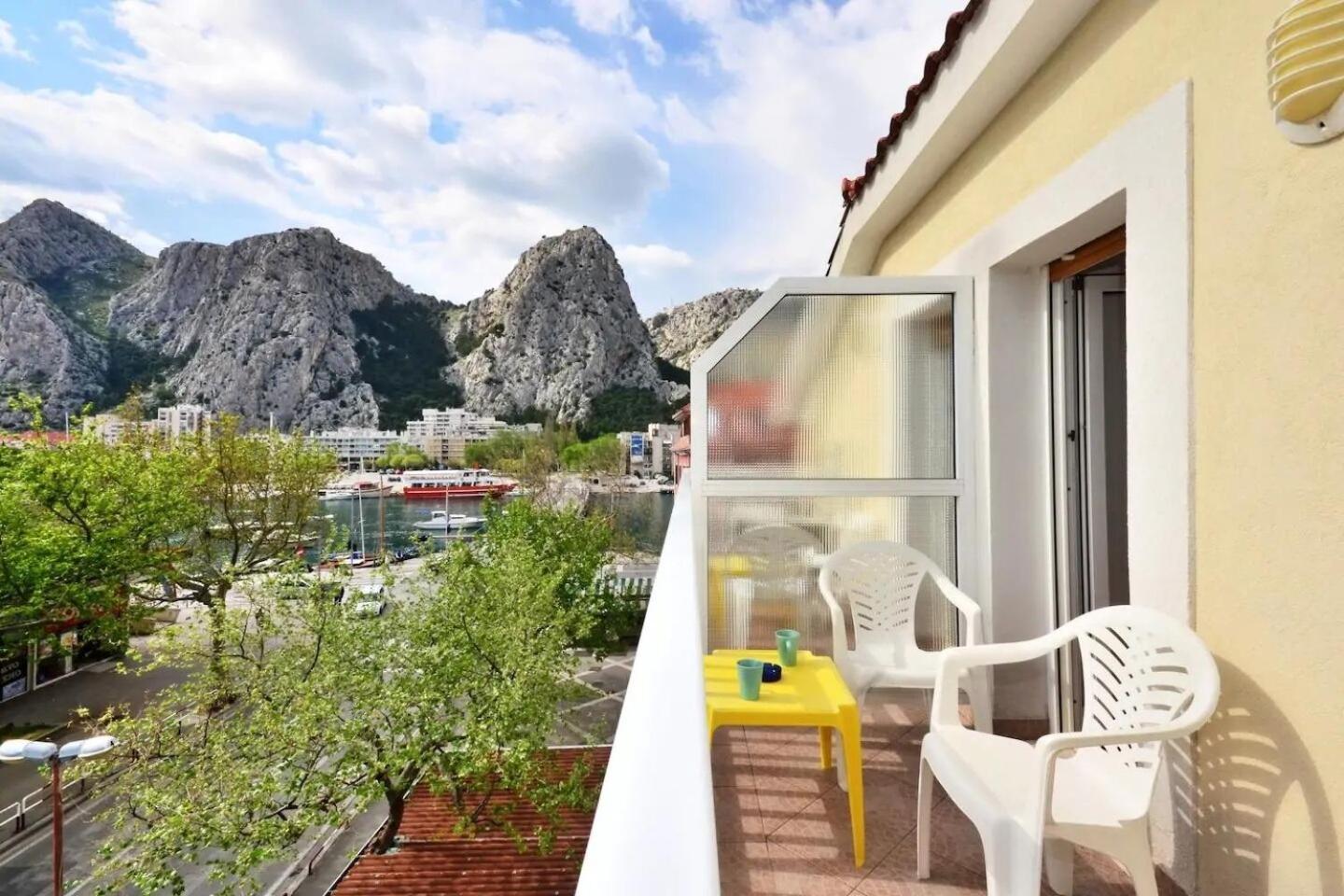 Apartment Toma โอมิช ภายนอก รูปภาพ